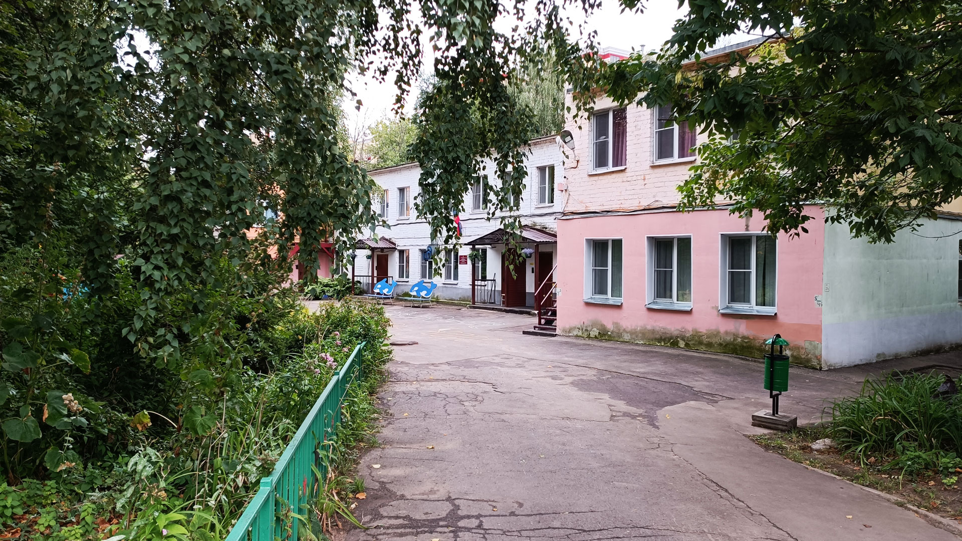 Детский сад 78 Ярославль: главный вход в здание садика.