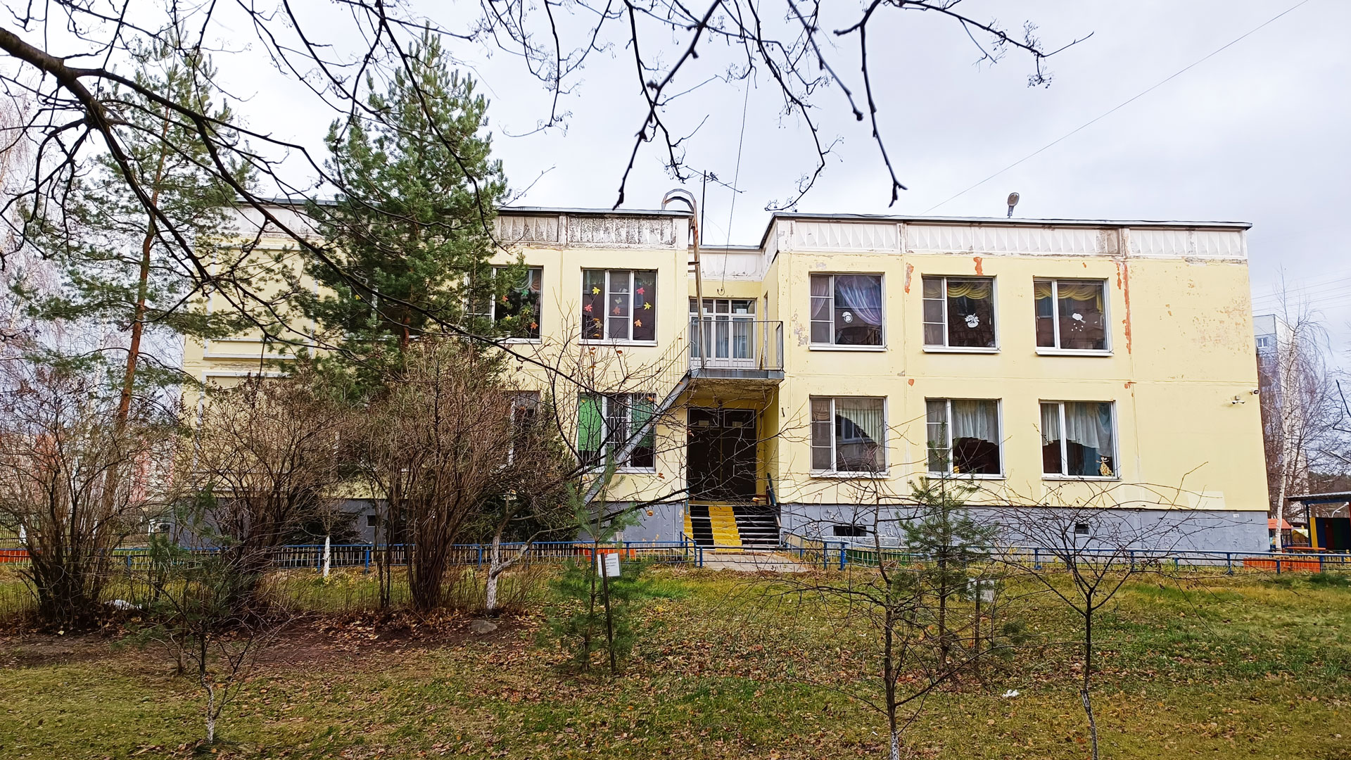 Детский сад 112 Ярославль: общий вид здания.