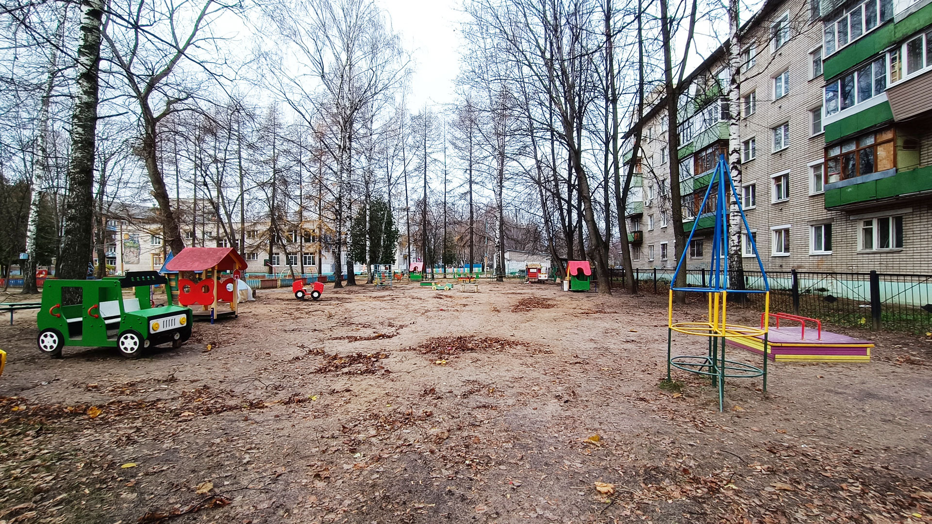 Детский сад 29 Ярославль: участок для прогулок.