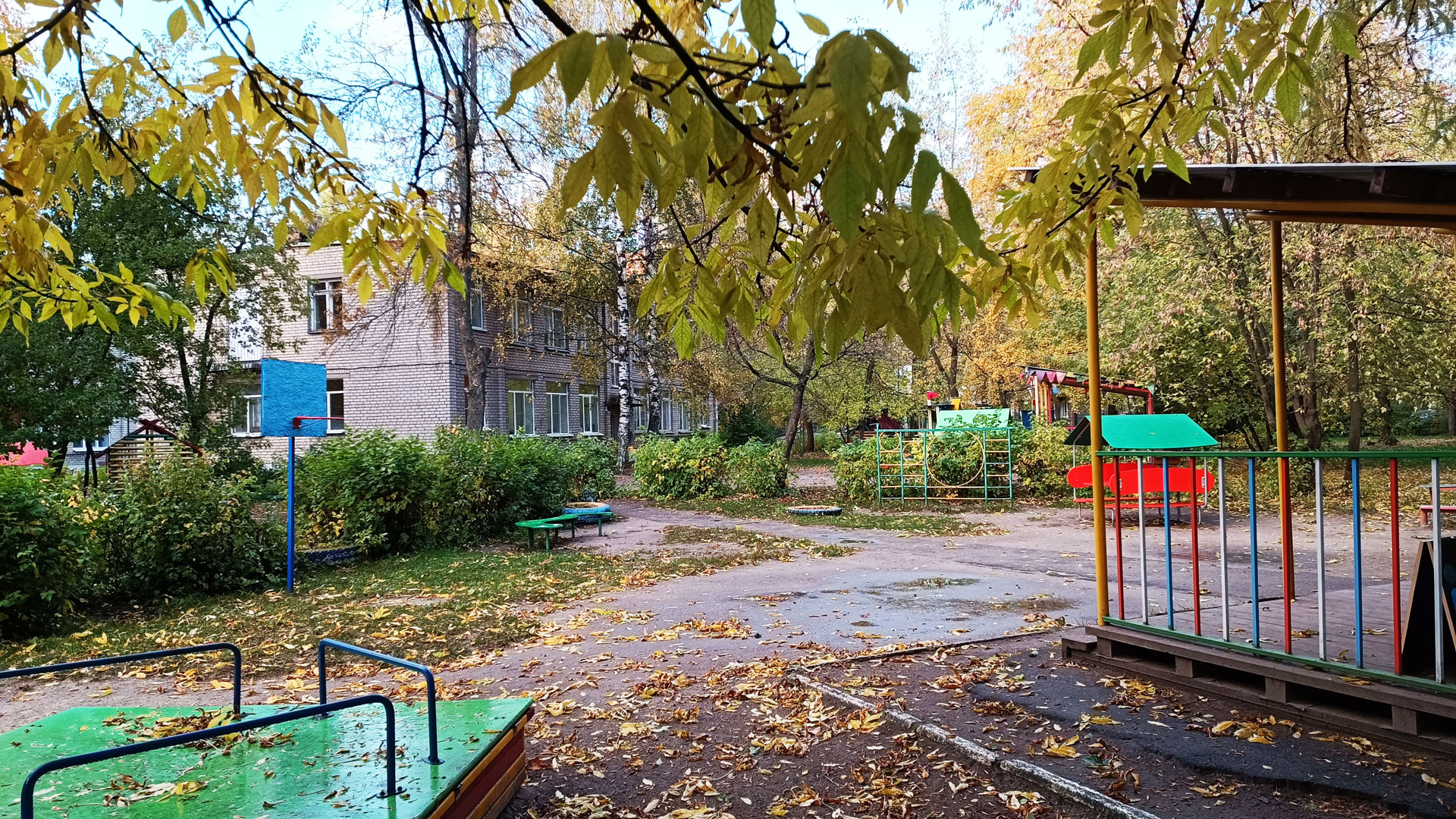 Детский сад 222 Ярославль: спортивная площадка.
