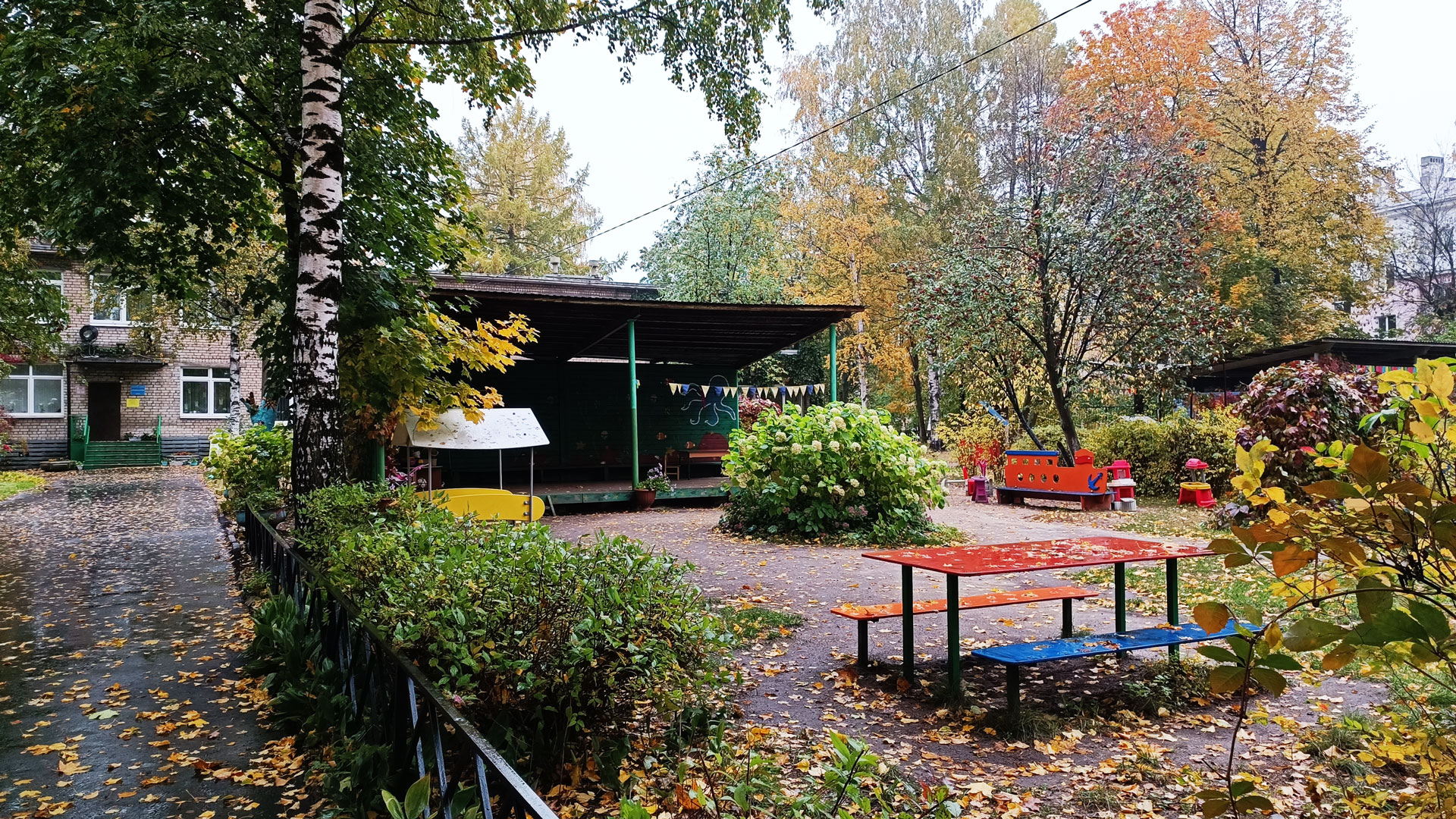 Детский сад 226 Ярославль: игровые площадки и веранды.