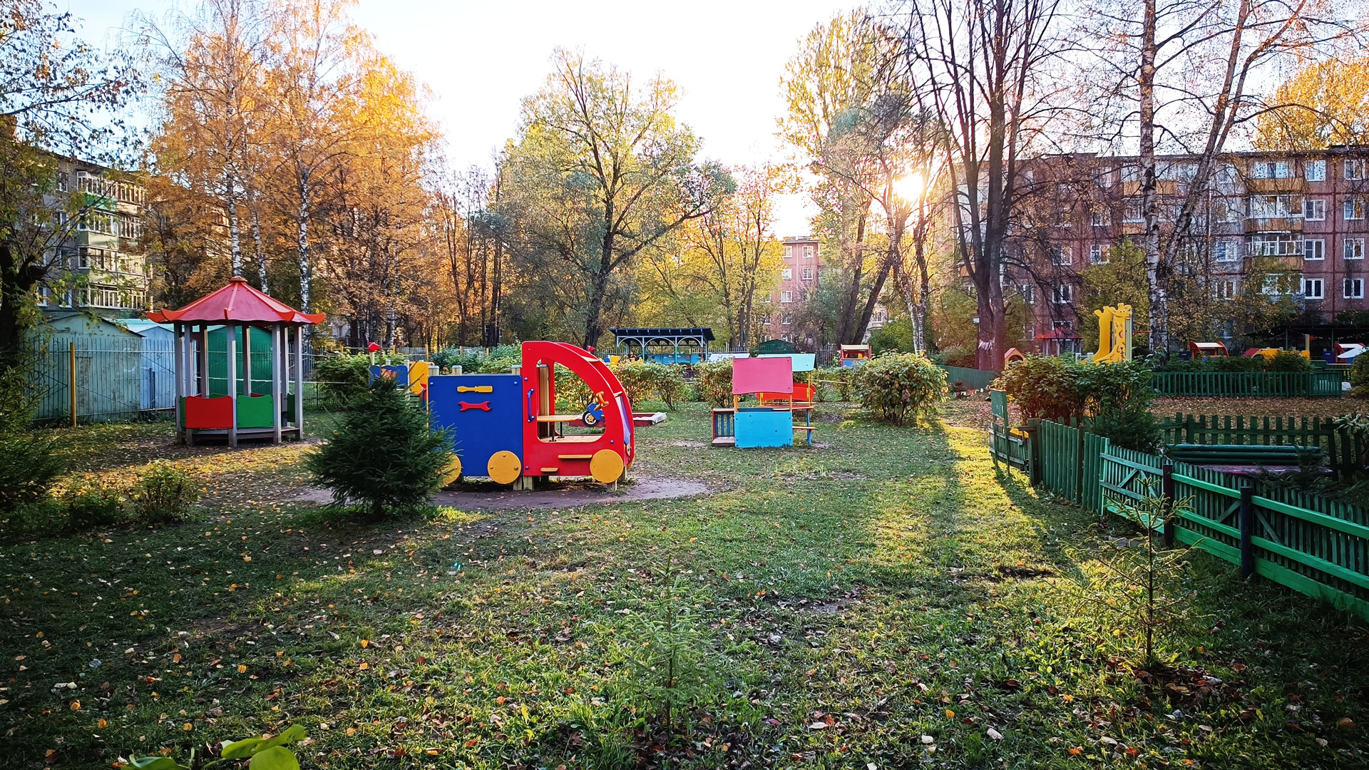 Детский сад 32 Ярославль: игровая площадка. 