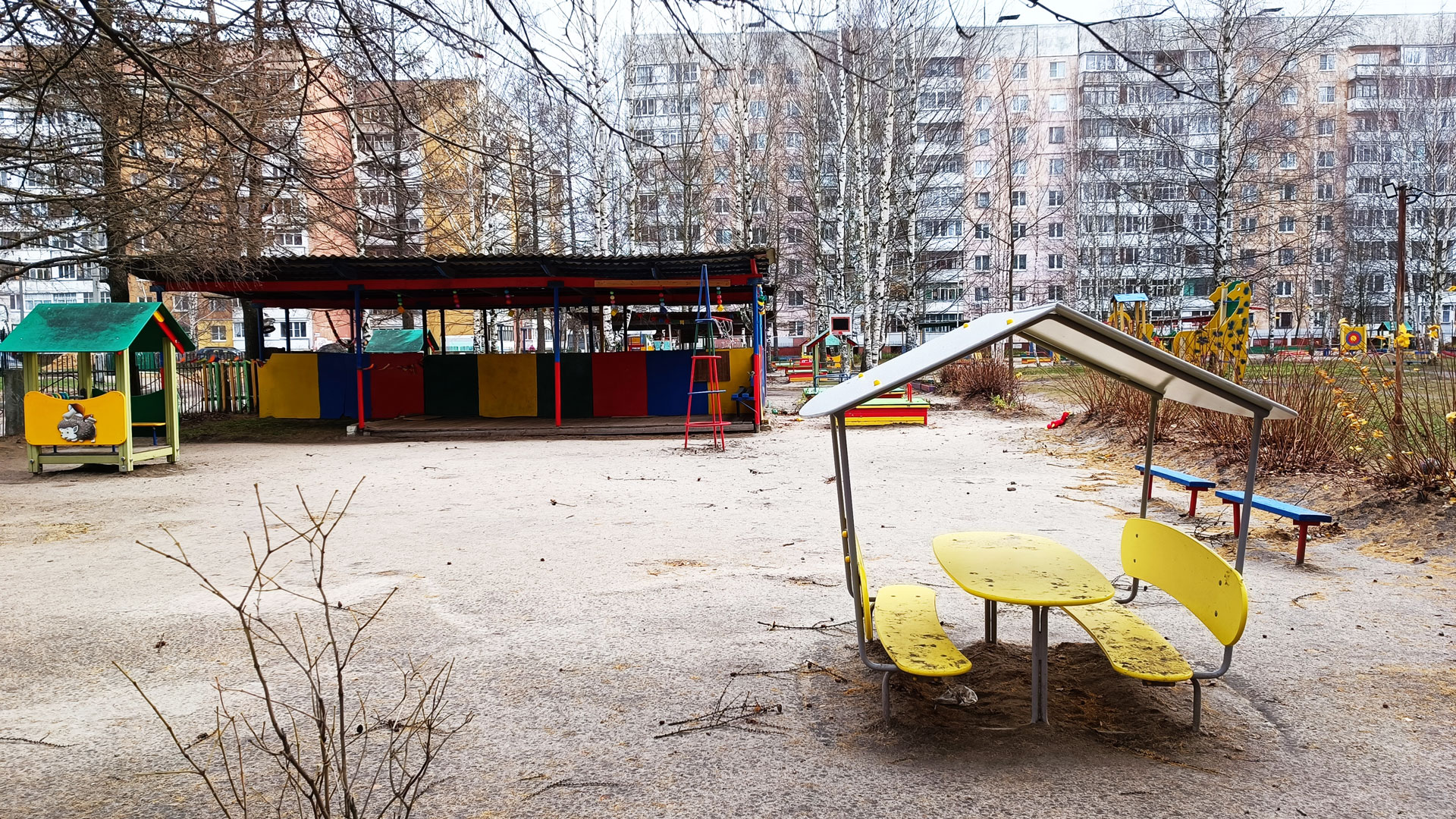 Детский сад 237 Ярославль: прогулочная площадка для игр.