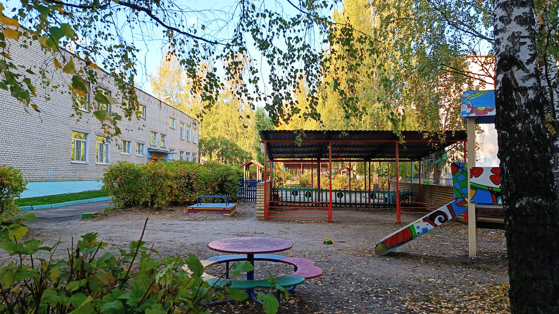 Детский сад 149 Ярославль: прогулочная площадка.