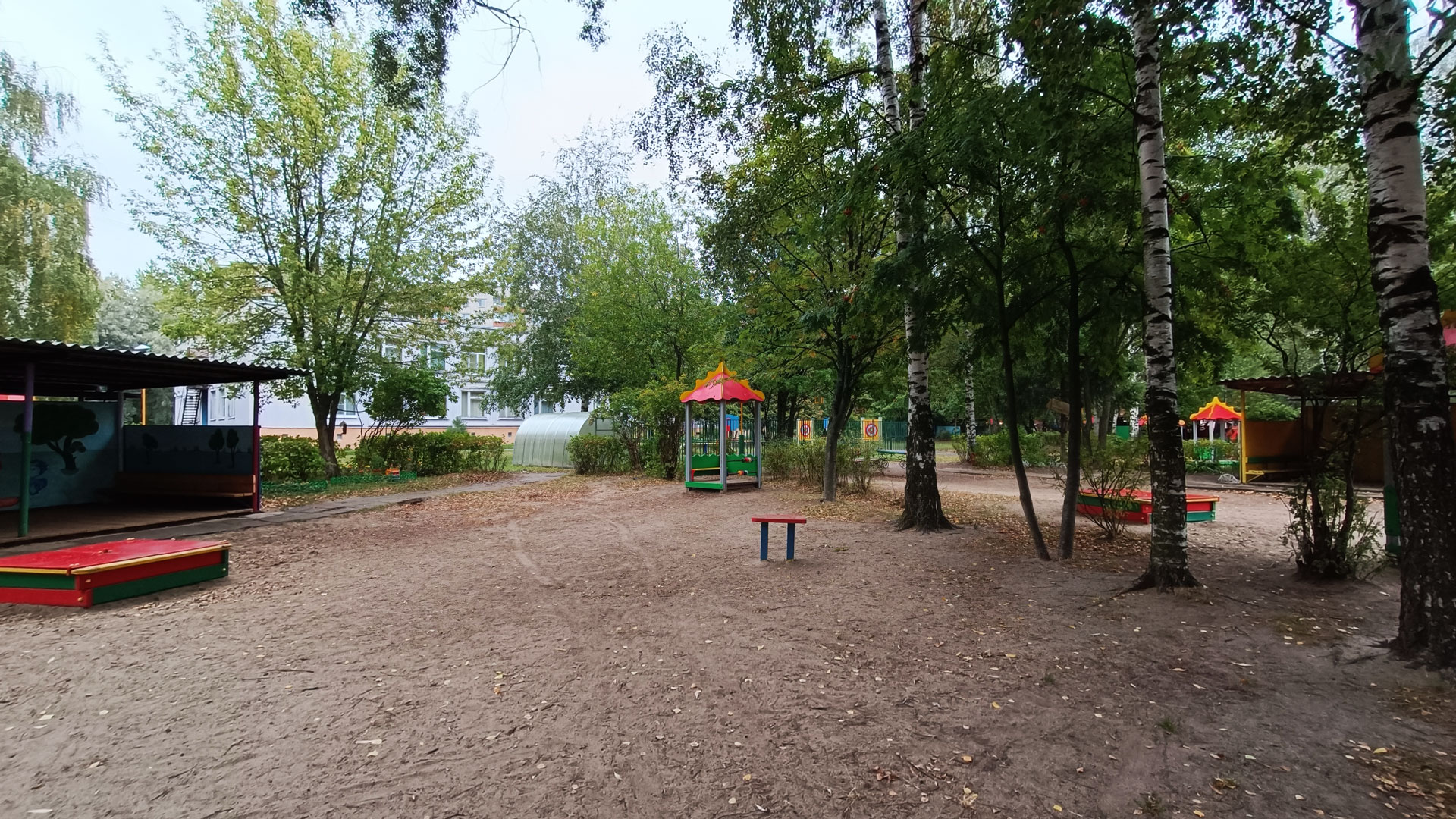 Детский сад 167 Ярославль: участок для прогулок.