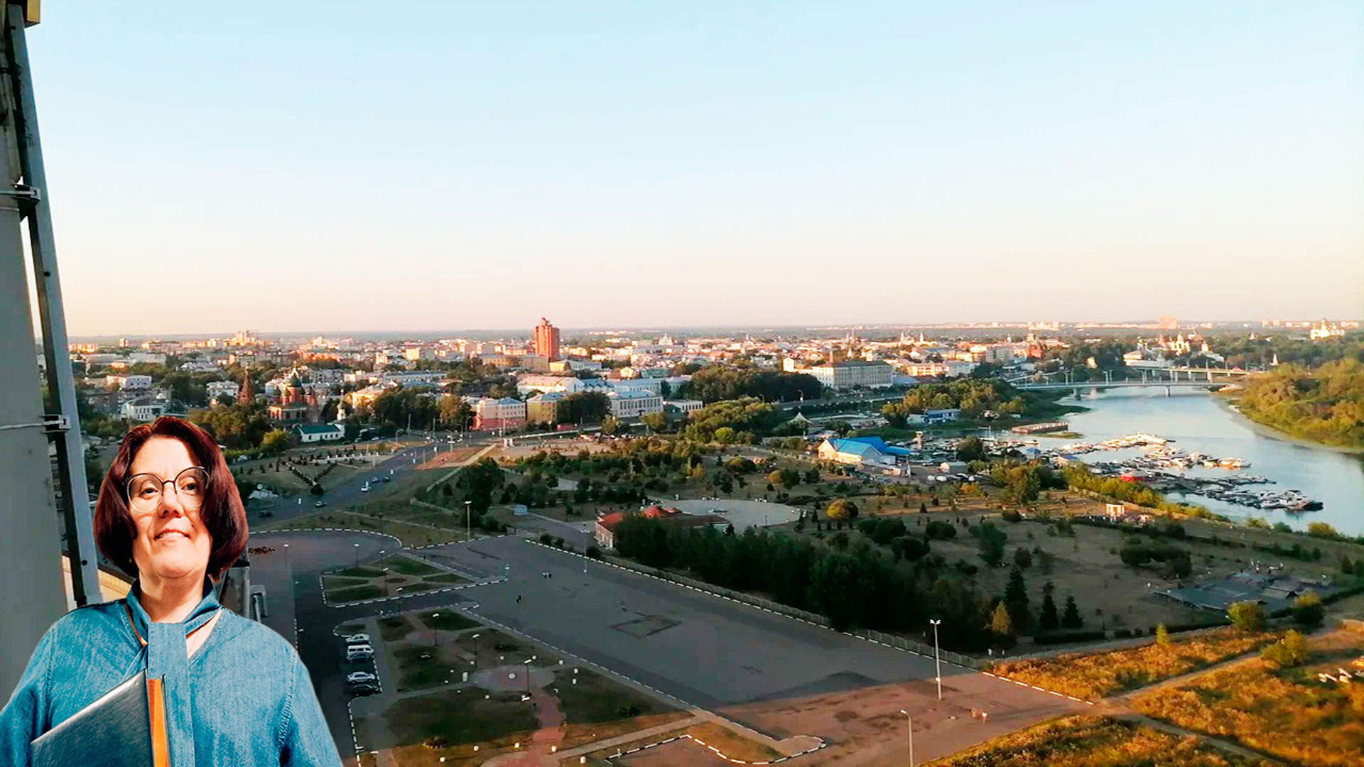 Колесо обозрения Ярославль: панорамный вид из кабинки.