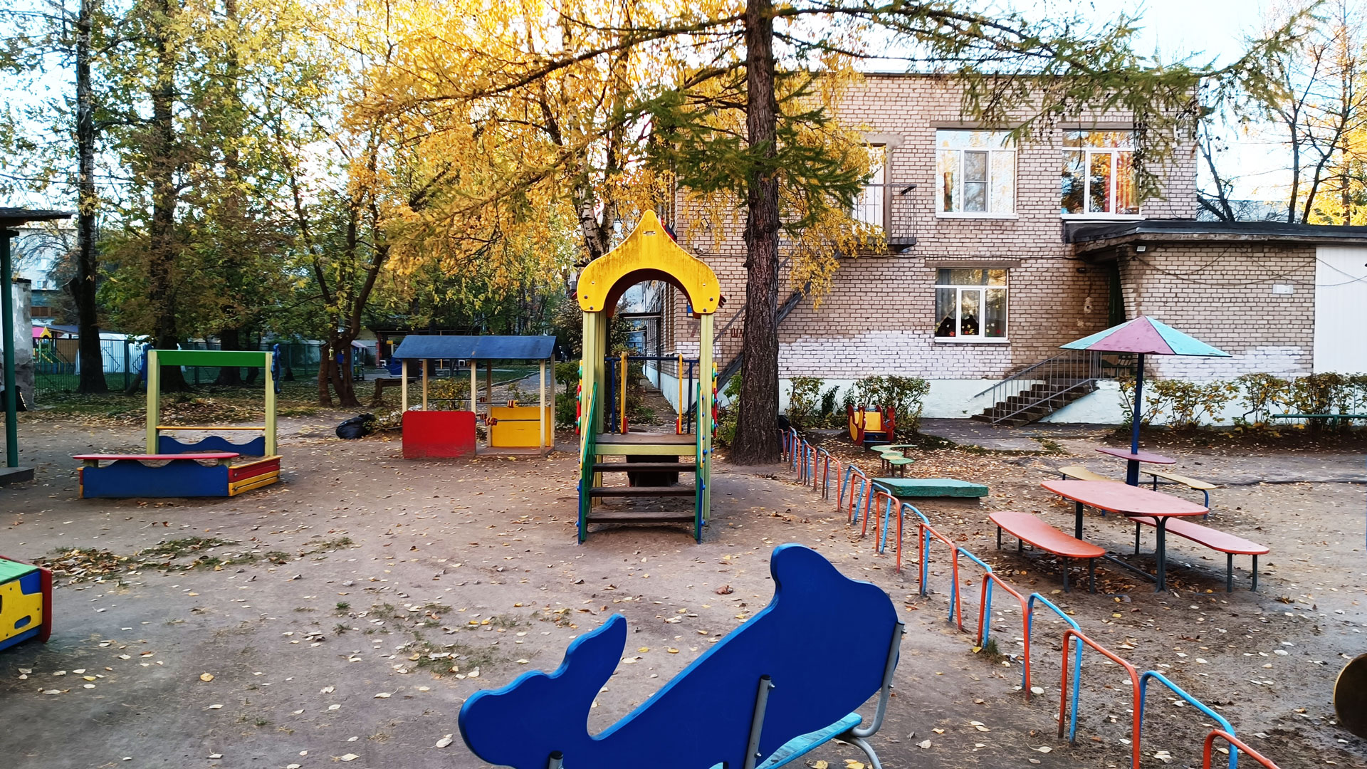 Детский сад 8 Ярославль, проезд Шавырина, 23: площадка для игр.