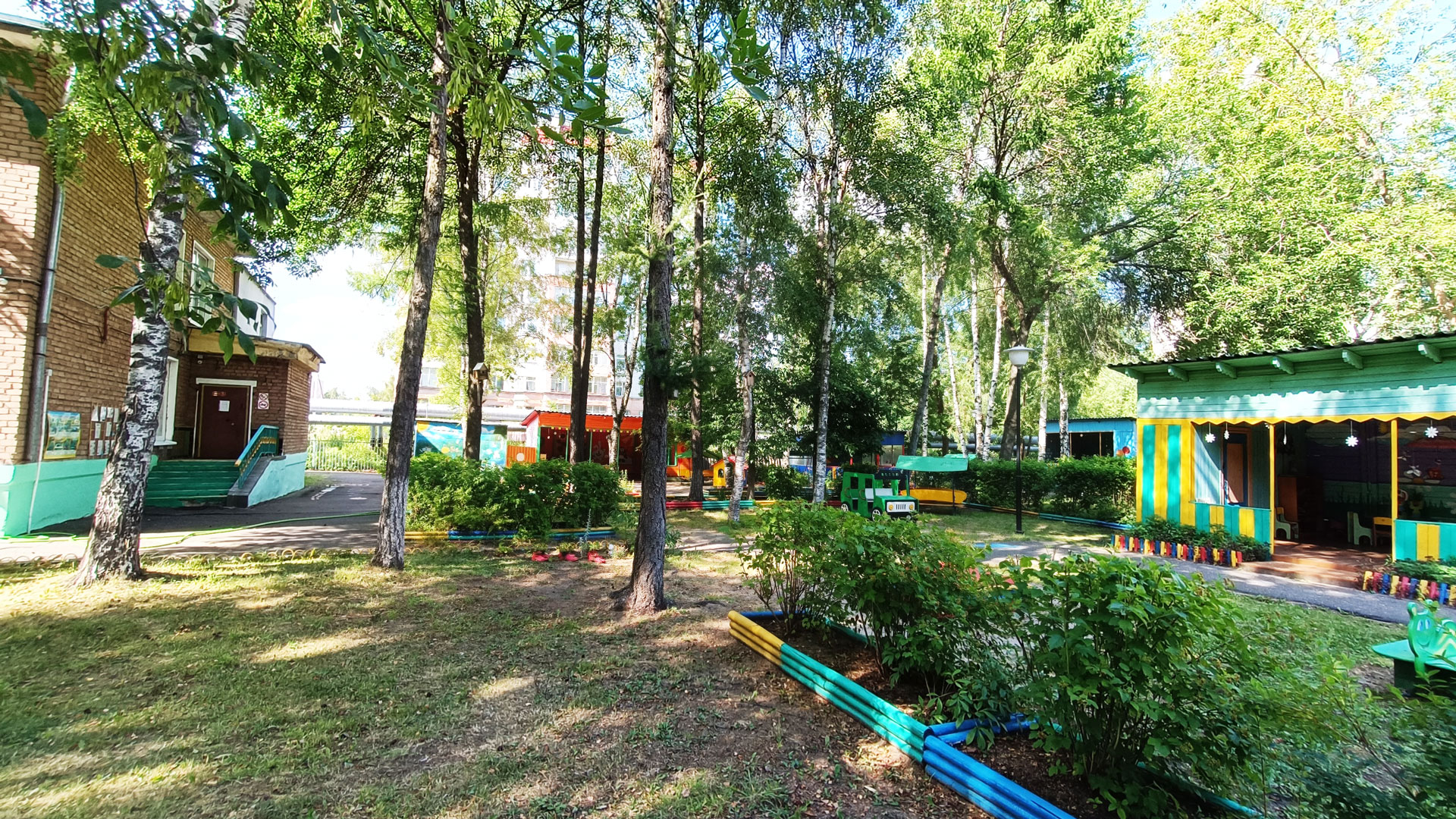 Детский сад 87 Ярославль: прогулочная площадка для игр.