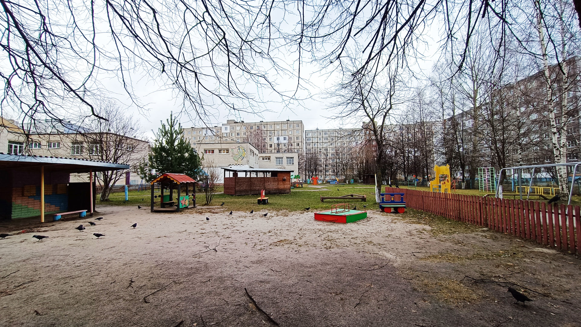 Детский сад 101 Ярославль: зона игровой территории.