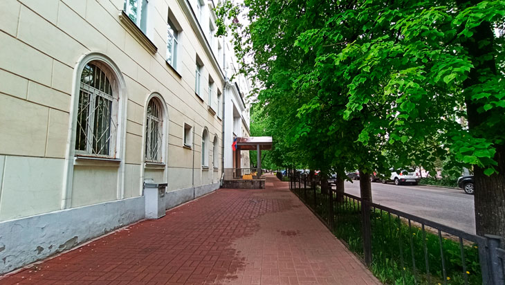 Школа 70 Ярославль: общий вид здания.
