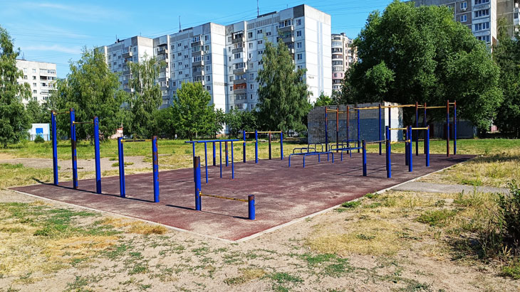 Школа 87 Ярославль: физкультурно-спортивный комплекс.