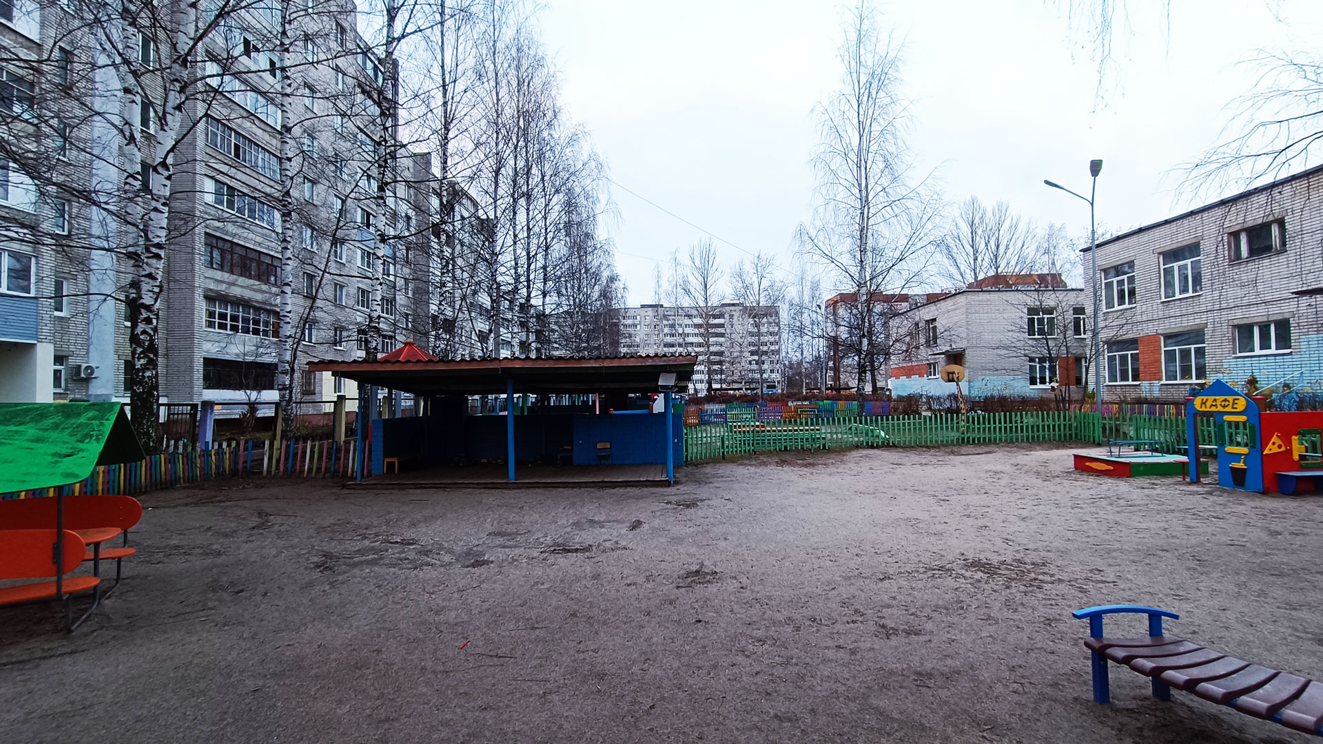 Детский сад 155 Ярославль: площадка для игр и прогулок.