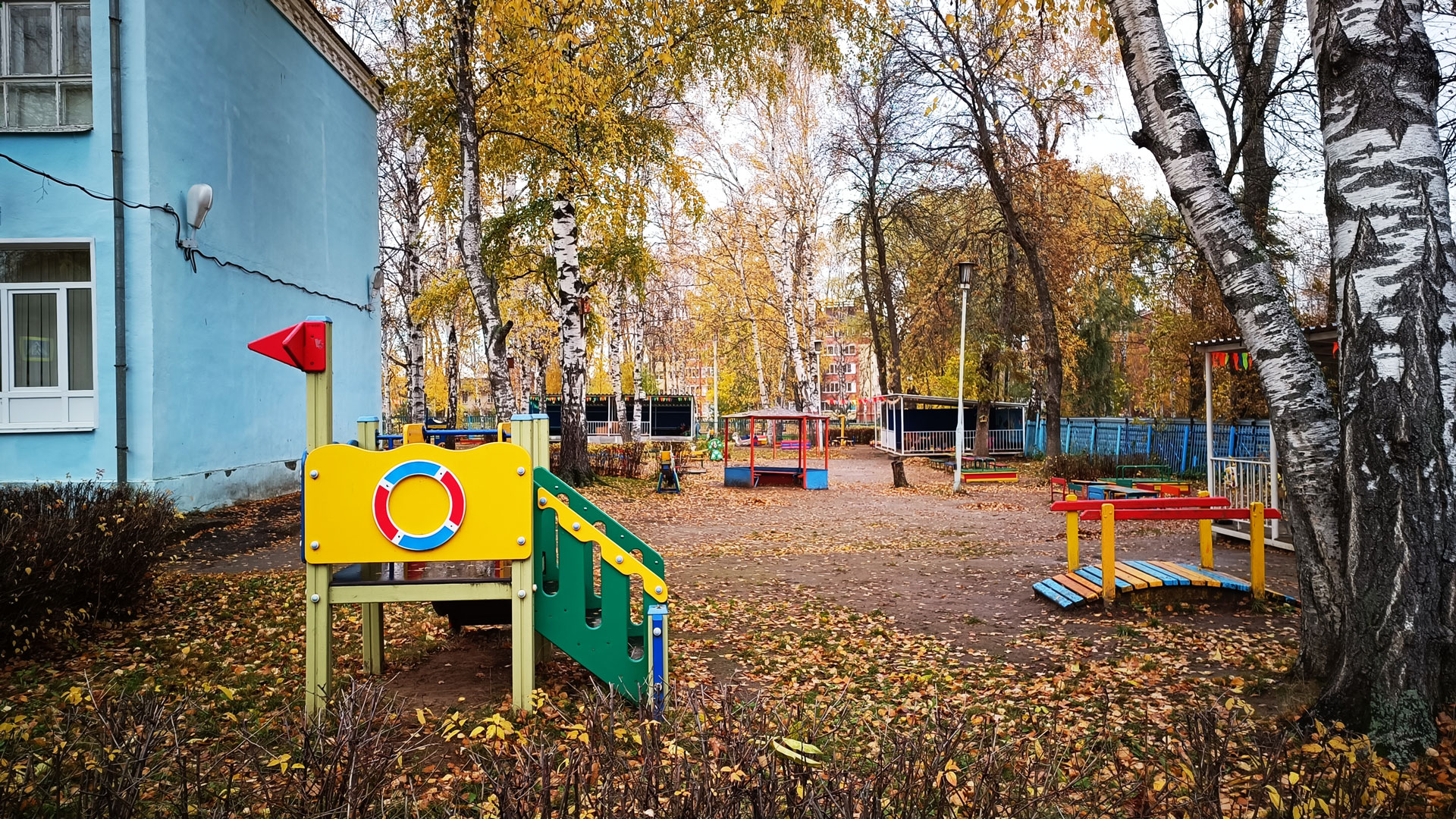 Детский сад 55 Ярославль: игровая площадка по ул. 1905 года, 11.