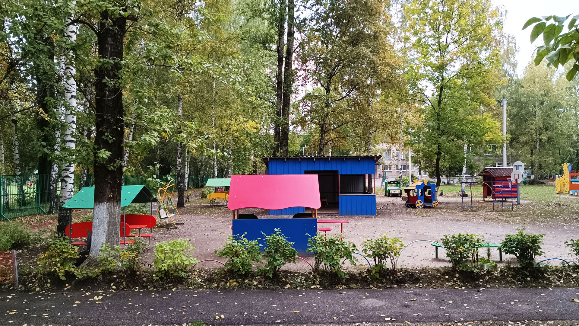 Детский сад 221 Ярославль: площадка для игр.