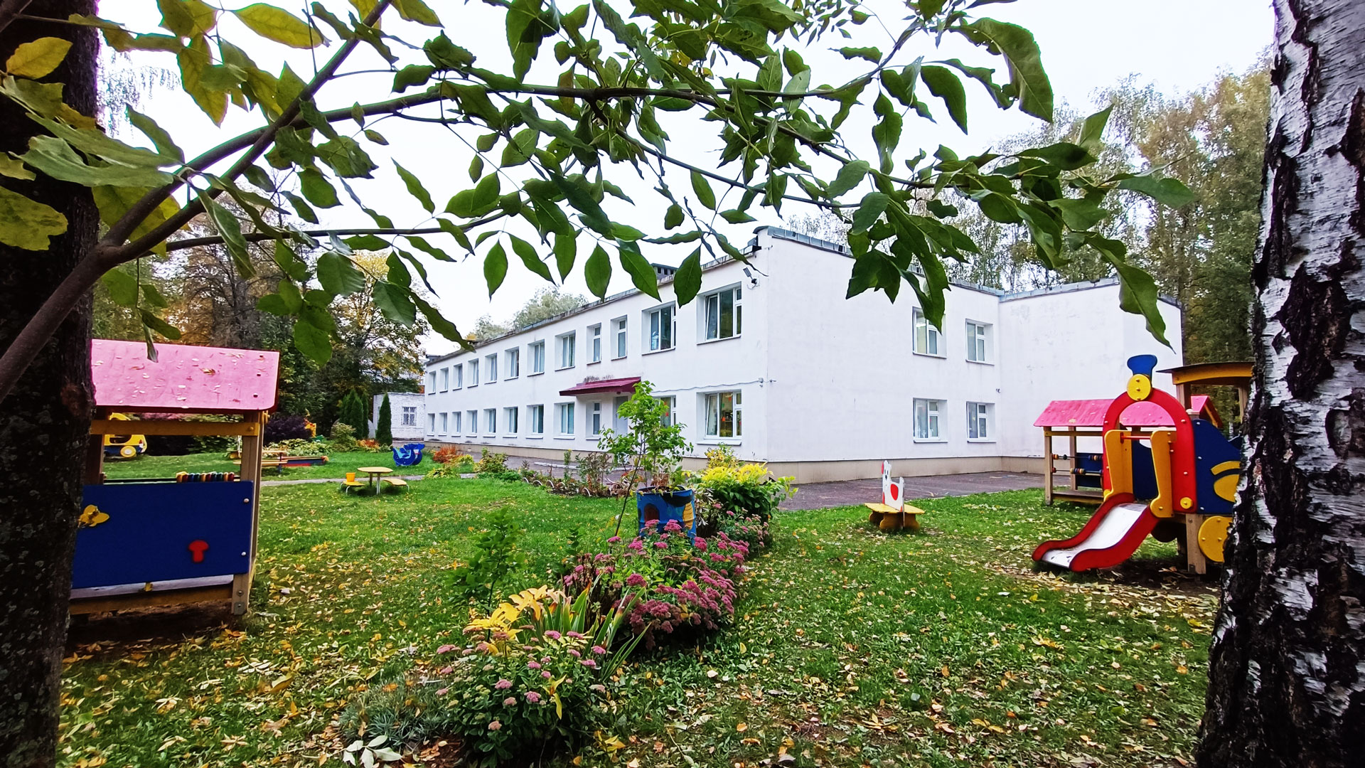 Детский сад 158 Ярославль: прогулочная зона (Добрынина, 25б).