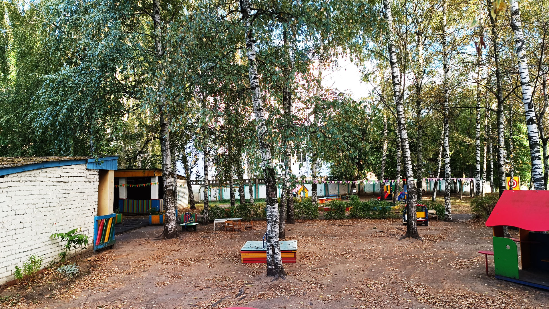 Детский сад 102 Ярославль: зона игровой территории.