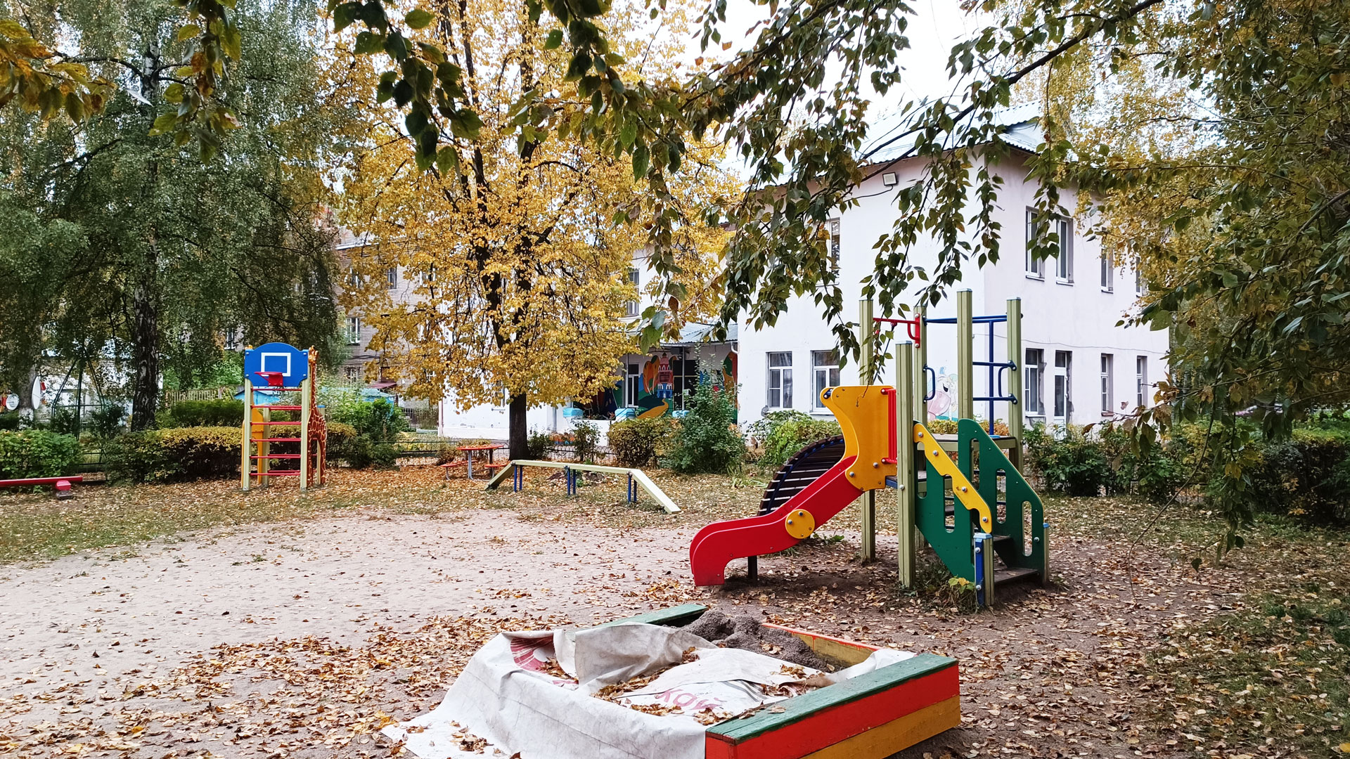 Детский сад 246 Ярославль: территория для игр.