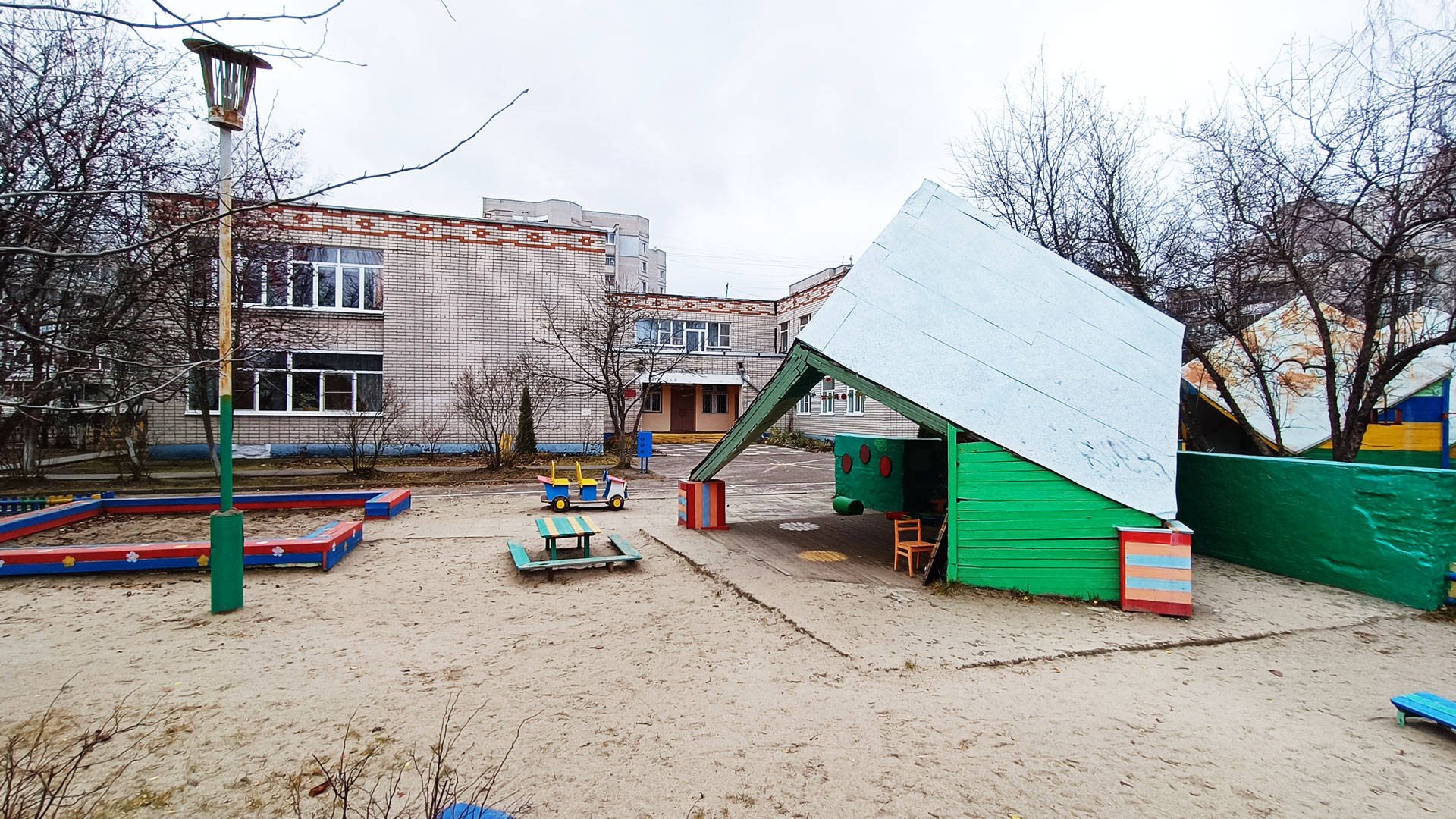 Детский сад 74 Ярославль: участок для прогулок. 