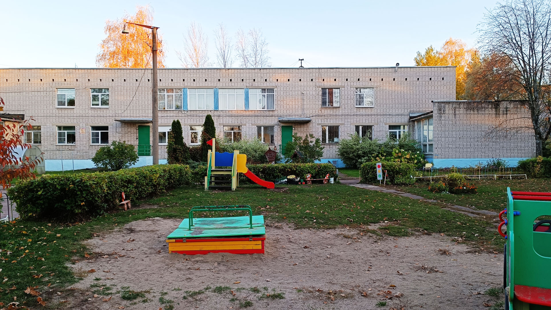 Детский сад 127 Ярославль: игровая площадка.