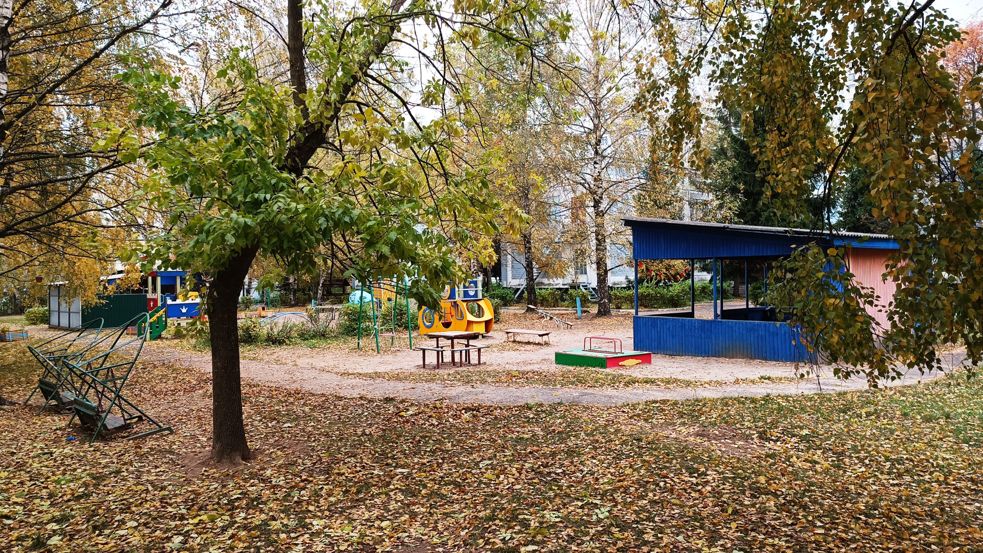 Детский сад 99 Ярославль: зона игровой территории.
