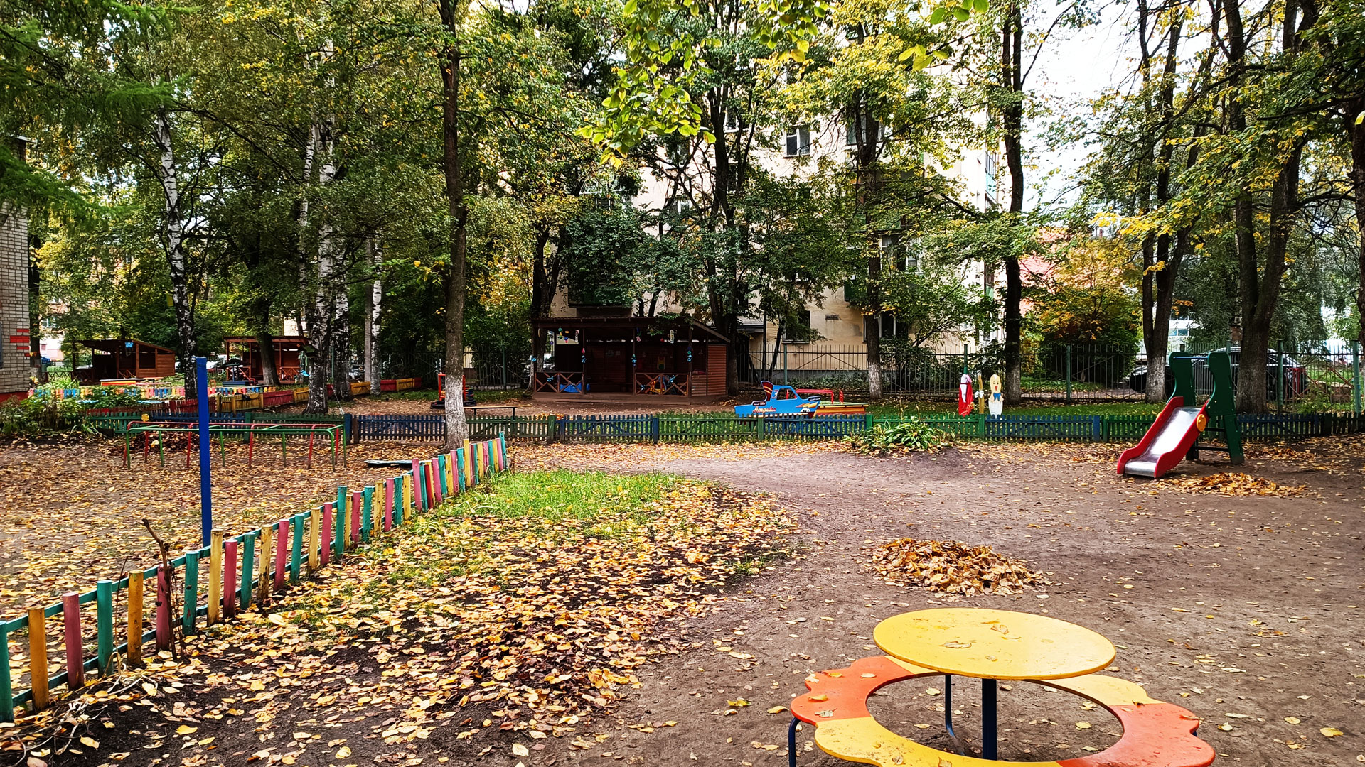 Детский сад 40 Ярославль: участок для прогулок.
