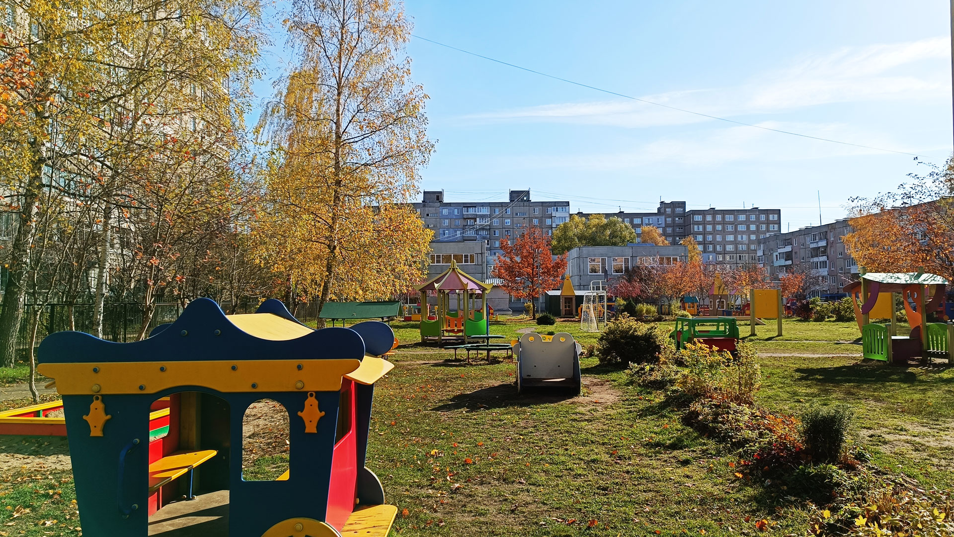 Детский сад 145 Ярославль: игровая площадка.