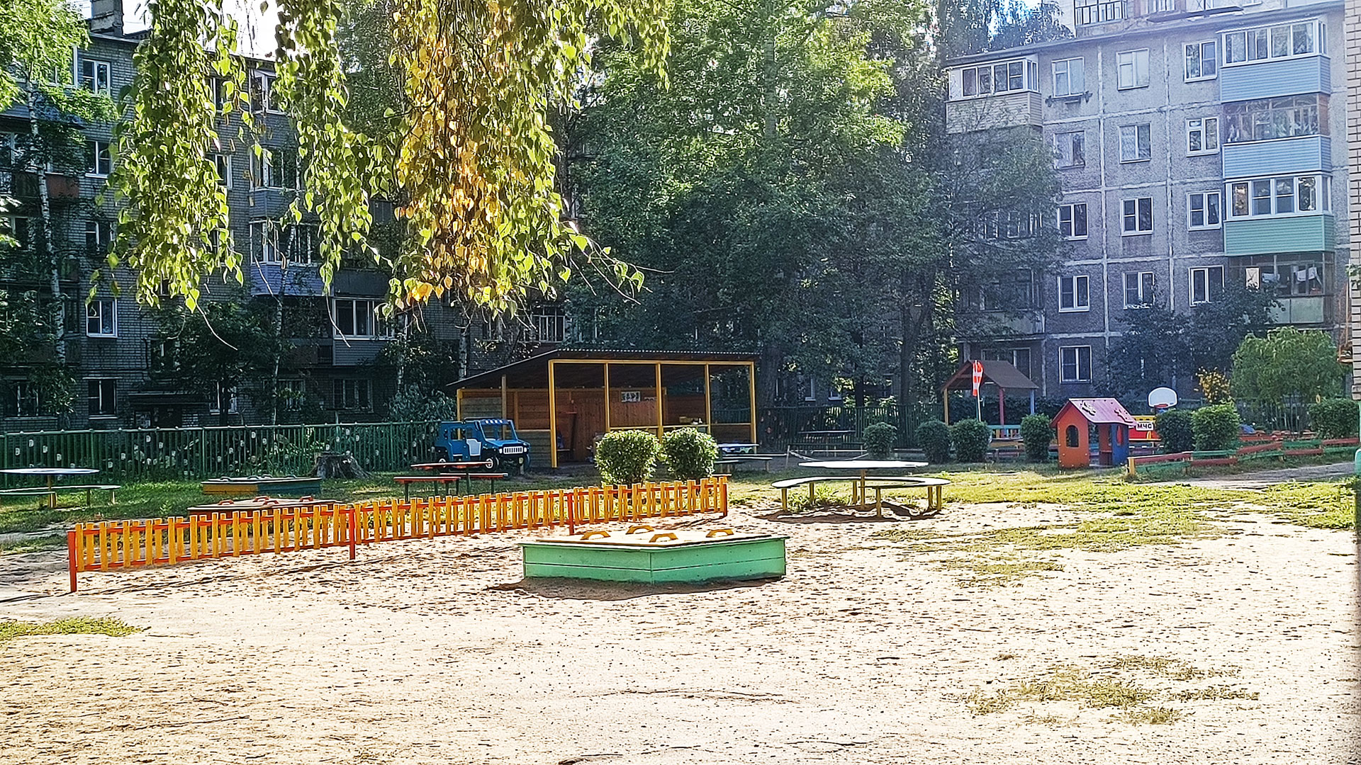 Детский сад 236 Ярославль: игровые площадки и веранды.