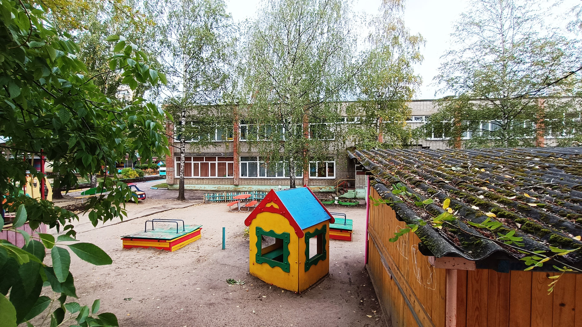 Детский сад 110 Ярославль: зона игровой территории.
