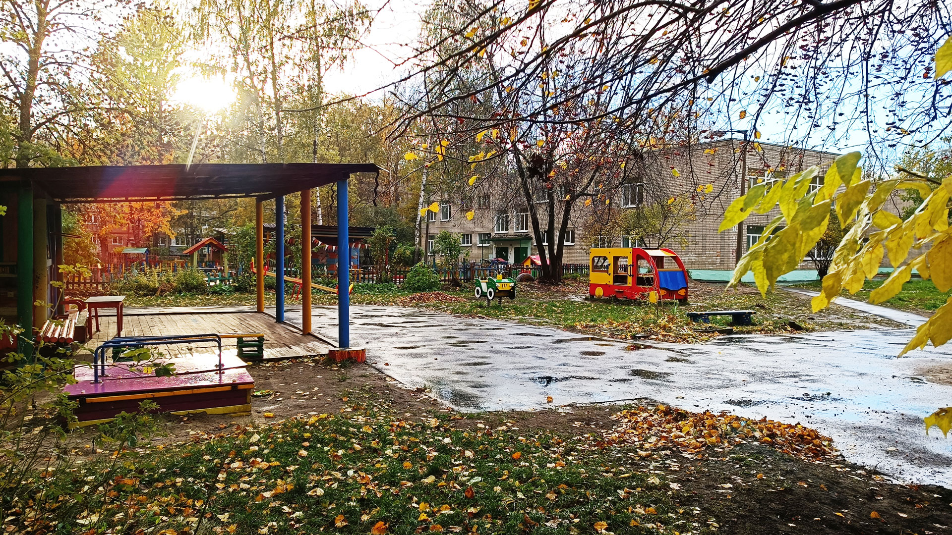 Детский сад 120 Ярославль: игровая площадка.