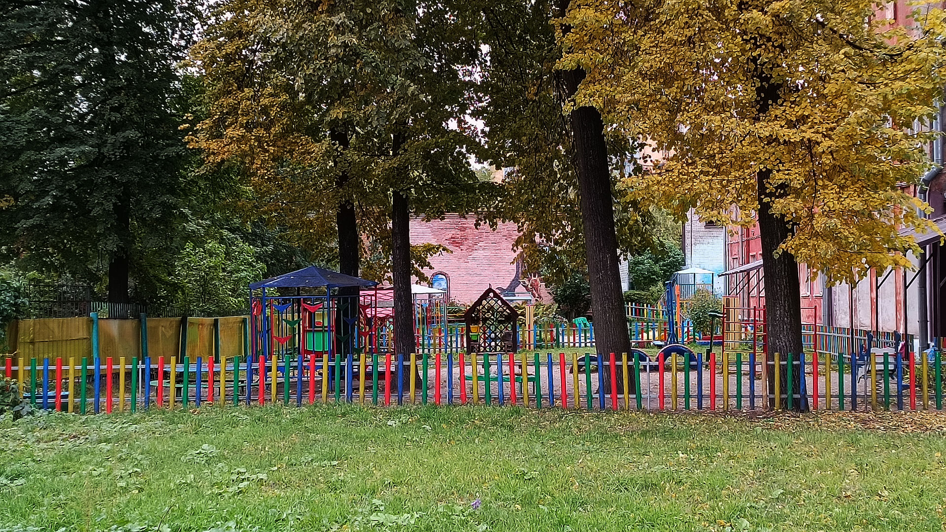Детский сад 1 Ярославль: участок для прогулок.