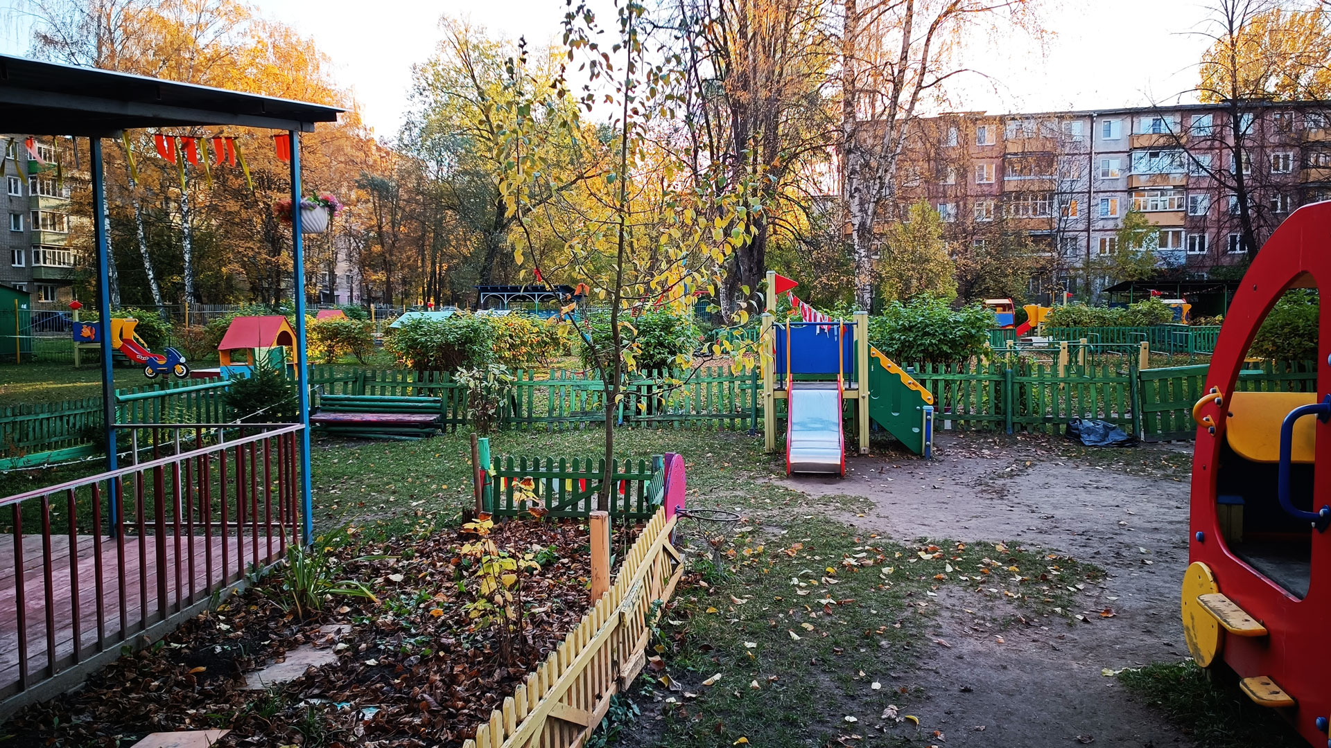 Детский сад 32 Ярославль: детская площадка.