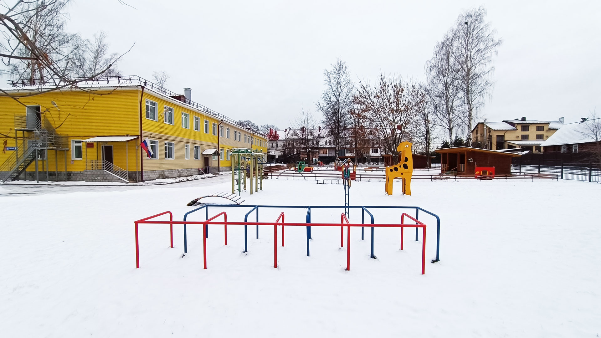 Детский сад 173 Ярославль: зона игровой территории.