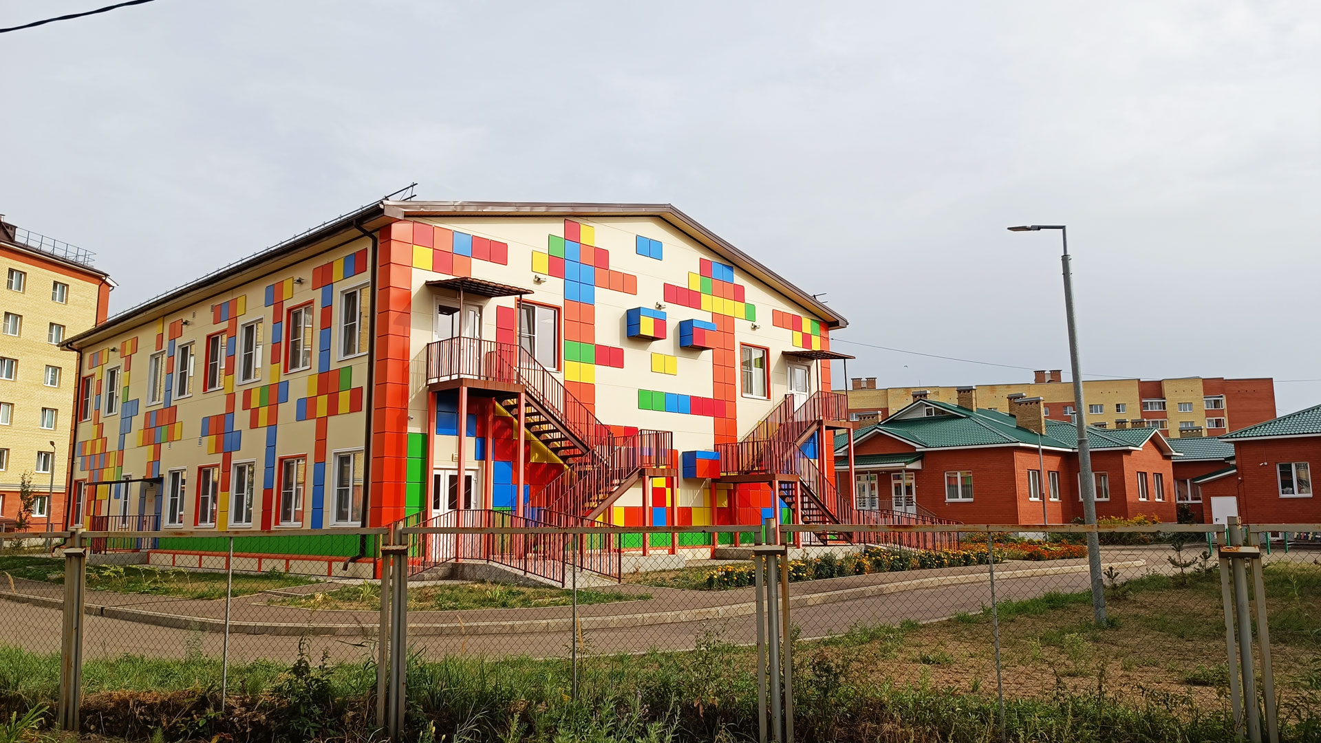Детский сад 3 «Ивушка» ЯМР: общий вид здания.