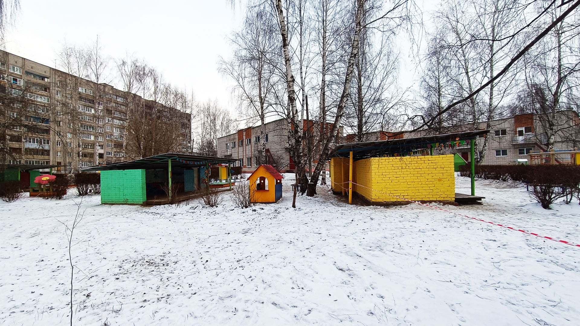 Детский сад 142 Ярославль: зона игровой территории.