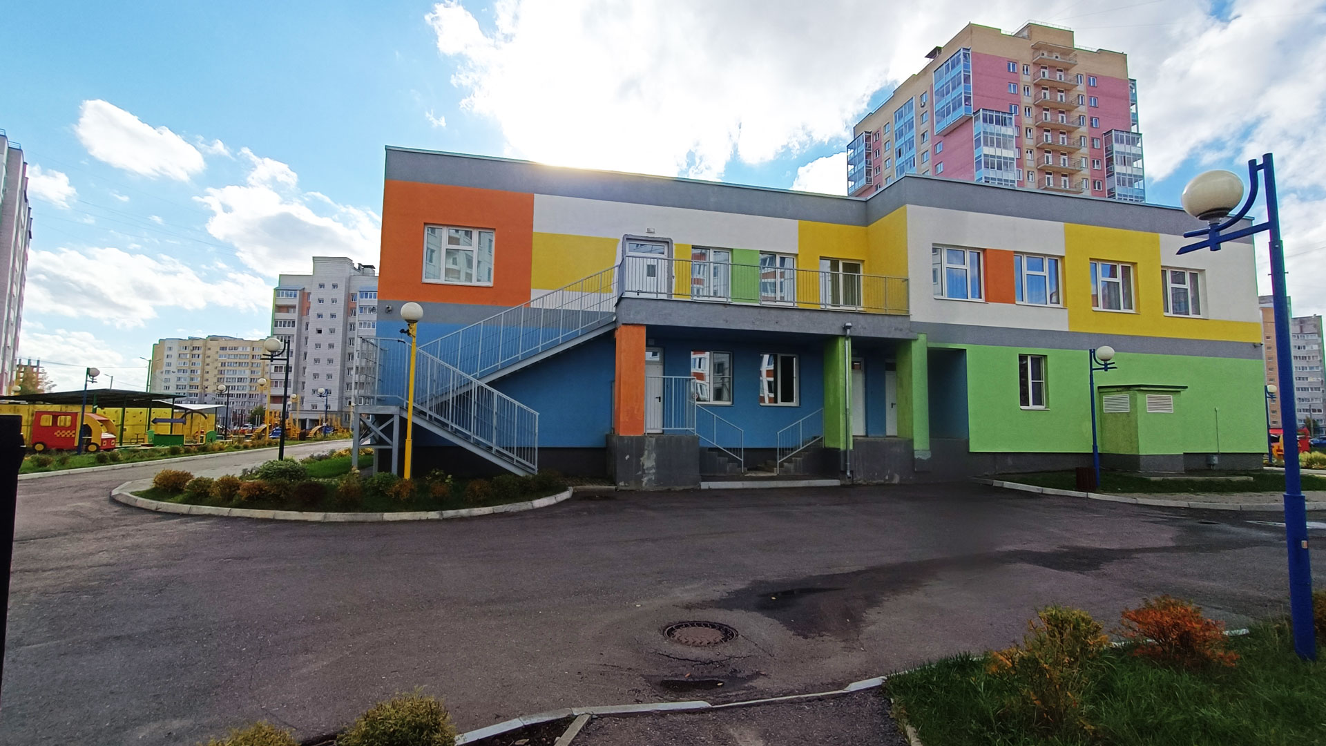 Детский сад 98 Ярославль: общий вид здания.